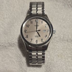 Timex Insiglo Watch Silver Watch with Date Display & Expansion Band
